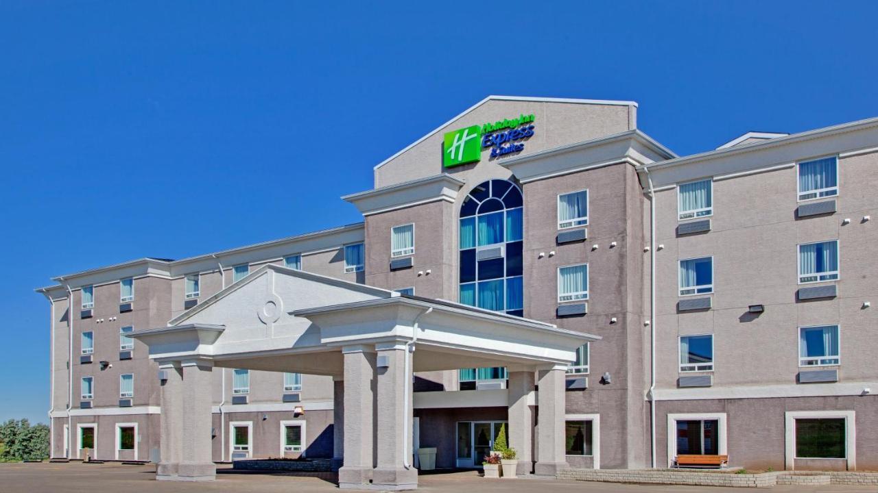 Holiday Inn Express Hotel & Suites Swift Current By Ihg Екстер'єр фото